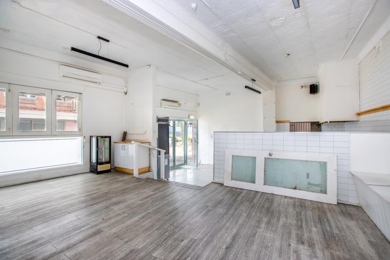 Click to view all images Ground Shop 1/3-5 Crown Street Newcastle NSW 2300 - Image 1