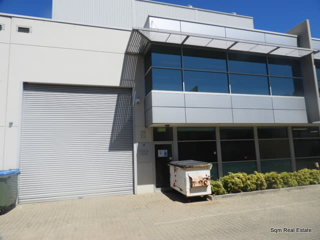 Click to view all images 17/10-18 Ocean St Botany NSW 2019 - Image 3