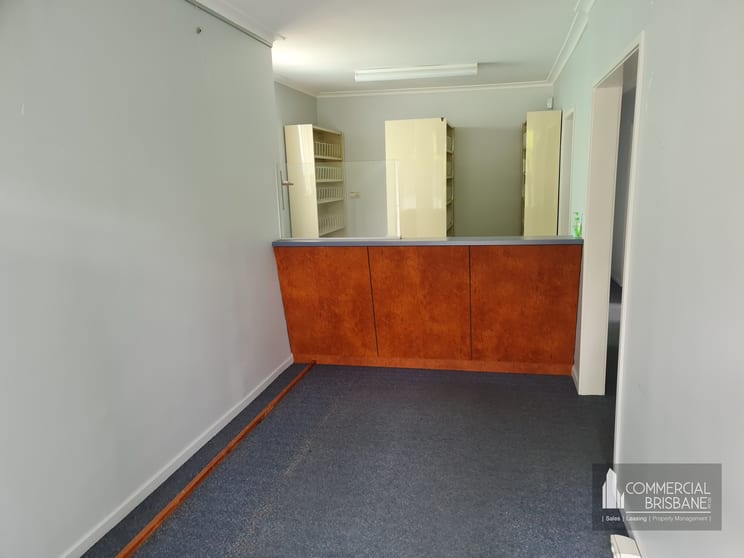 Click to view all images 499 Sandgate Road Ascot QLD 4007 - Image 3