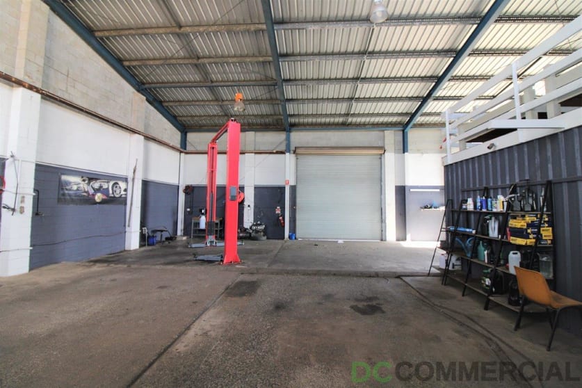 Click to view all images 1/139 North Street Harlaxton QLD 4350 - Image 1
