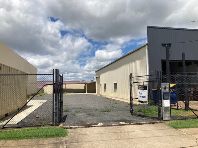 Click to view all images 4A Mary Street Bundaberg East QLD 4670 - Image 2
