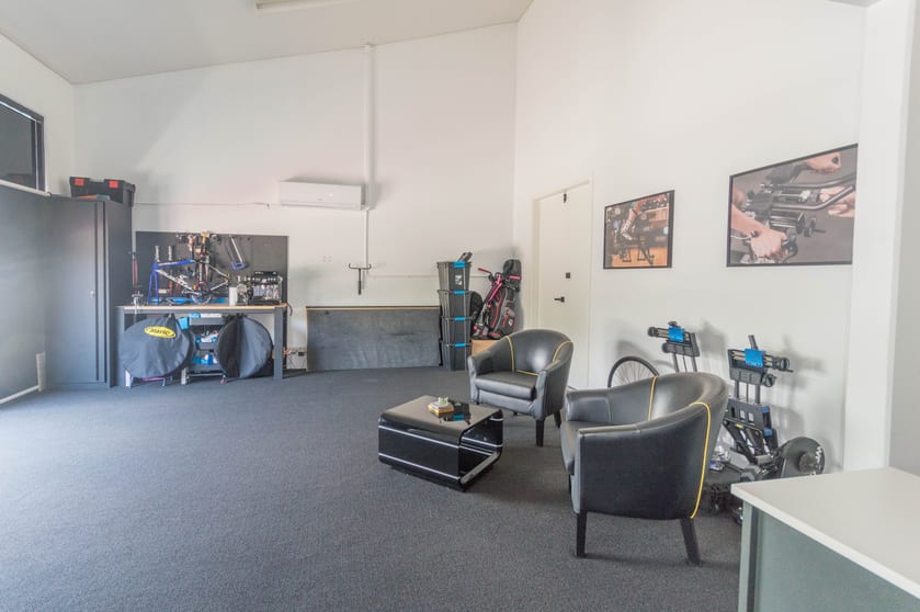 Click to view all images Arundel QLD 4214 - Image 2
