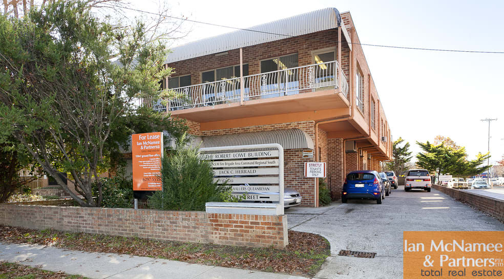 Click to view all images 2/30 Lowe Street Queanbeyan NSW 2620 - Image 1