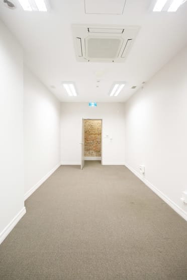 Click to view all images Level 1, 106/46-48 East Esplanade Manly NSW 2095 - Image 2