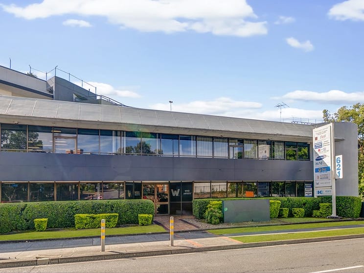 9/621 Coronation Drive Toowong QLD 4066 - Image 2