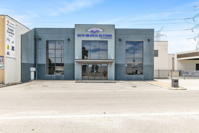 Click to view all images 780 Marshall Road Malaga WA 6090 - Image 1