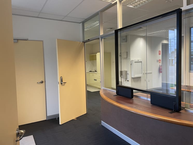 Click to view all images 1/1174 Nepean Highway Cheltenham VIC 3192 - Image 3