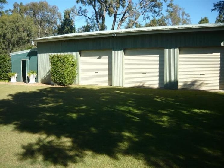 Click to view all images 18 Lloyd Street Chinchilla QLD 4413 - Image 3
