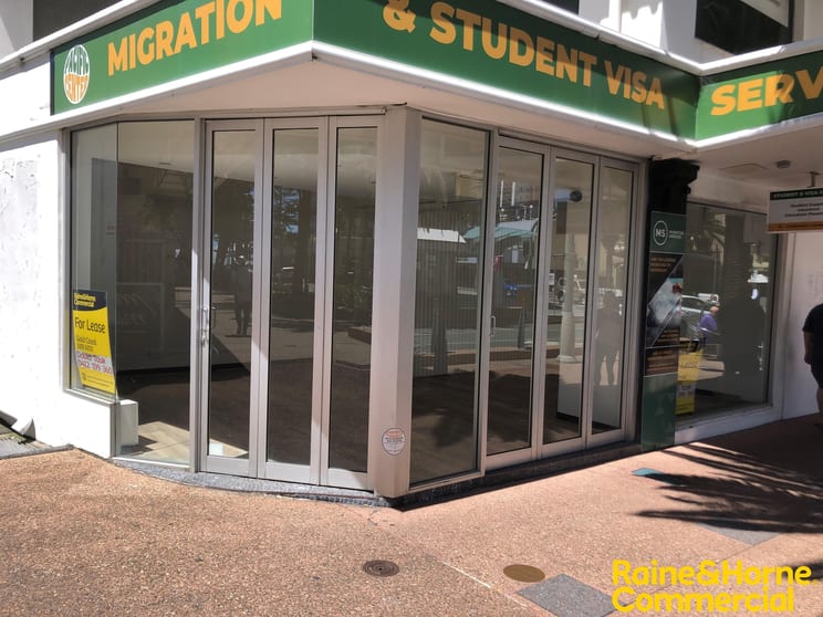 Click to view all images 2/3195 Surfers Paradise Boulevard Surfers Paradise QLD 4217 - Image 1