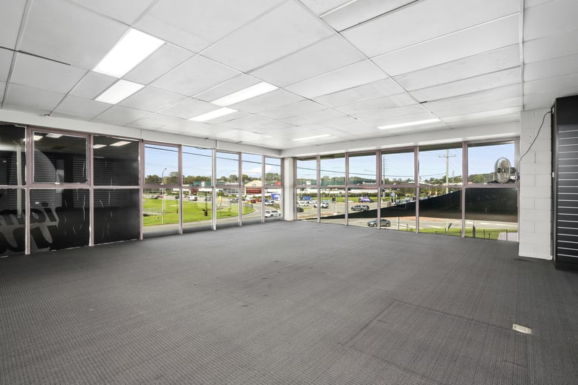 Click to view all images 4A/14 Newcastle Street Burleigh Heads QLD 4220 - Image 1