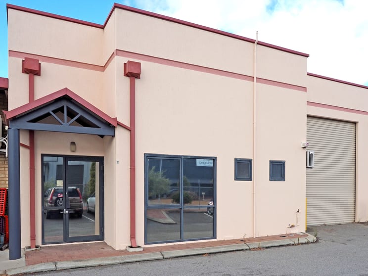 Click to view all images 22 Harlond Avenue Malaga WA 6090 - Image 1