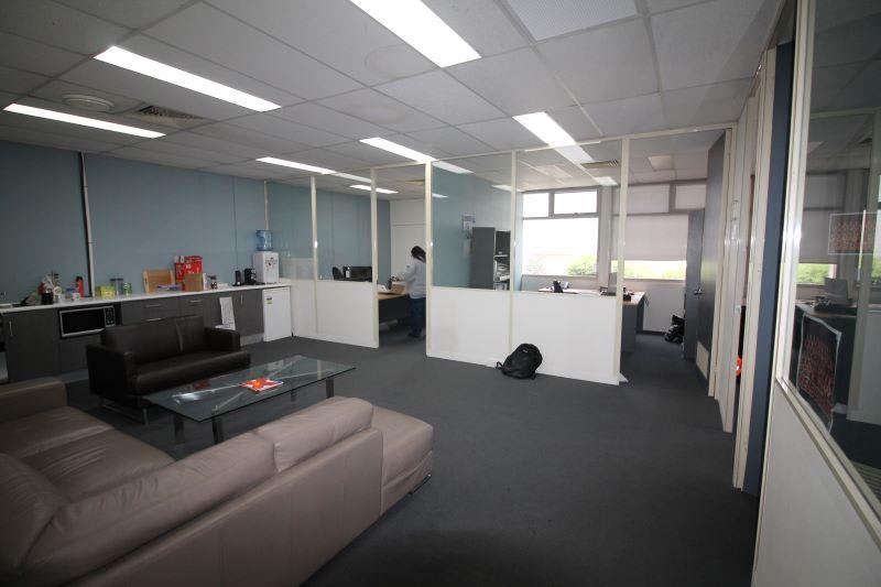 Click to view all images 109-111 Abbott Road Hallam VIC 3803 - Image 3