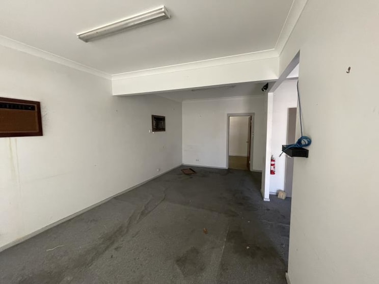 Click to view all images 319 Victoria Street Brunswick VIC 3056 - Image 2
