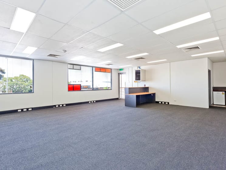 Click to view all images 21/524 Abernethy Road Kewdale WA 6105 - Image 2
