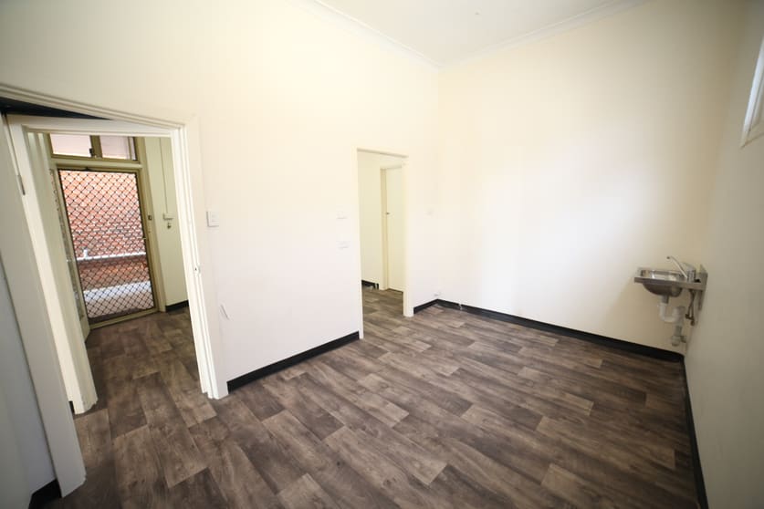 Click to view all images 3/94 South Western Highway Donnybrook WA 6239 - Image 2