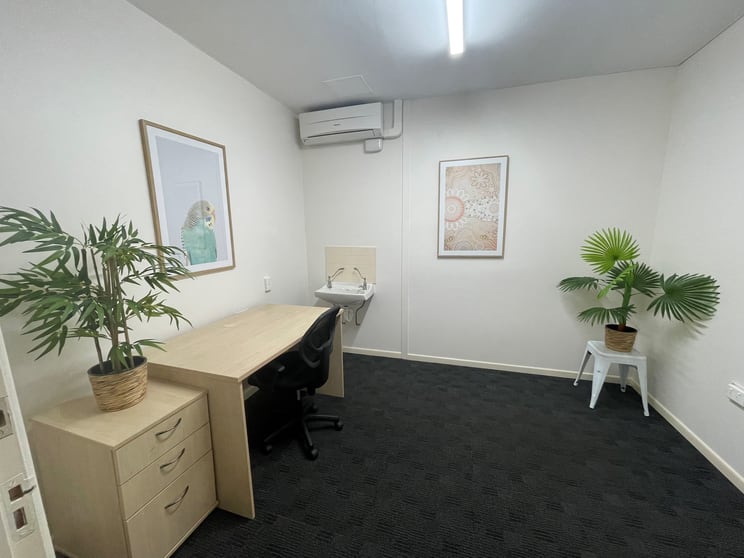 Click to view all images 5/110 Bloomfield Street Cleveland QLD 4163 - Image 1