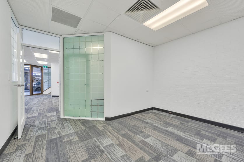 Click to view all images 22 Chancery Lane Adelaide SA 5000 - Image 3