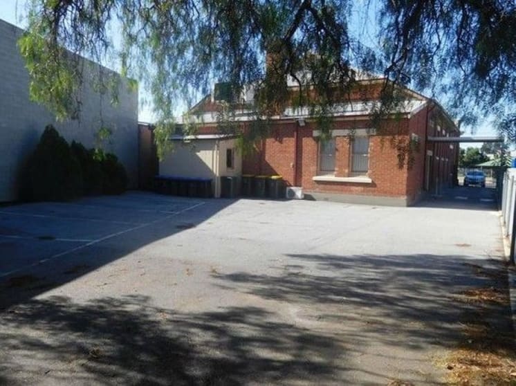 Click to view all images 266 Port Road Hindmarsh SA 5007 - Image 2