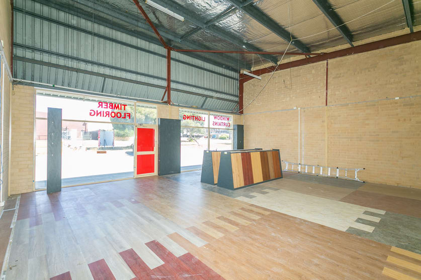 Click to view all images 2/59 Truganina Road Malaga WA 6090 - Image 3
