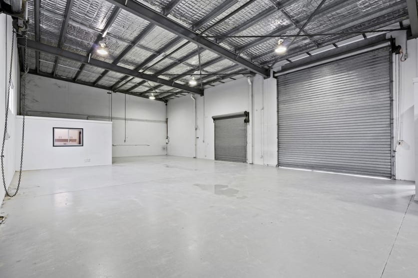 Click to view all images 2/153 Old Pacific Highway Oxenford QLD 4210 - Image 1