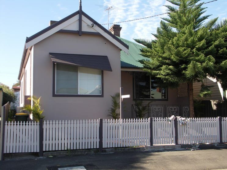 Click to view all images 28 Albion Harris Park NSW 2150 - Image 1