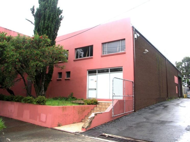 Click to view all images 2 Cheltenham Croydon NSW 2132 - Image 1