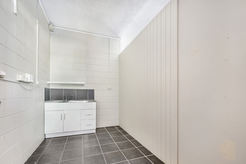 Click to view all images 5/68 Simpson Street Beerwah QLD 4519 - Image 3