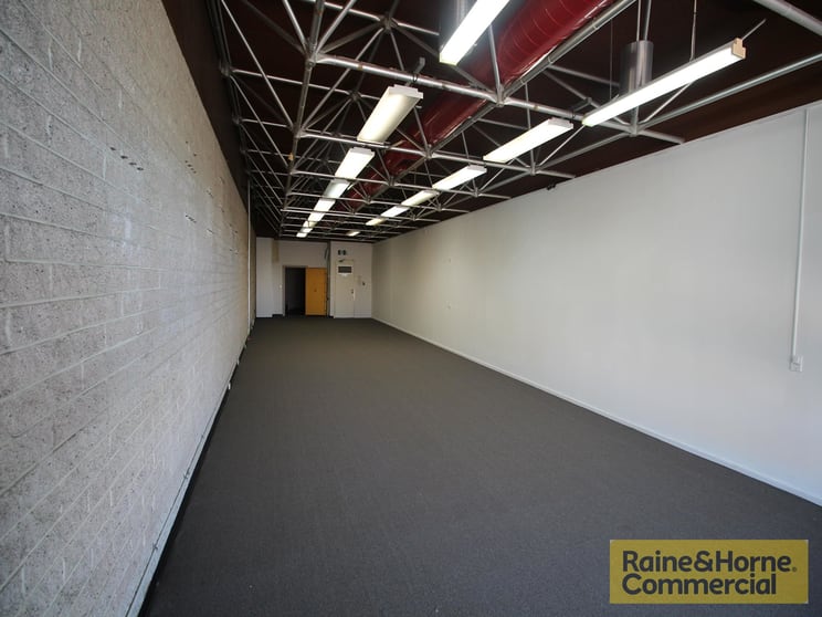 Click to view all images 1/452 Gympie Road Strathpine QLD 4500 - Image 2