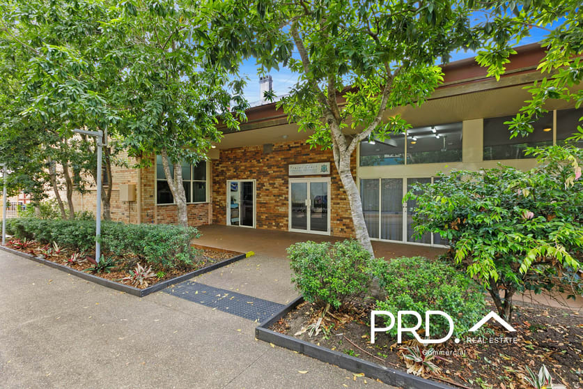 Click to view all images 102 Wharf Street Maryborough QLD 4650 - Image 1