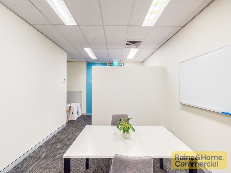 Click to view all images 8/691 Albany Creek Road Albany Creek QLD 4035 - Image 3