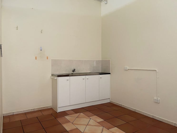 Click to view all images 110 Queen Street Campbelltown NSW 2560 - Image 3