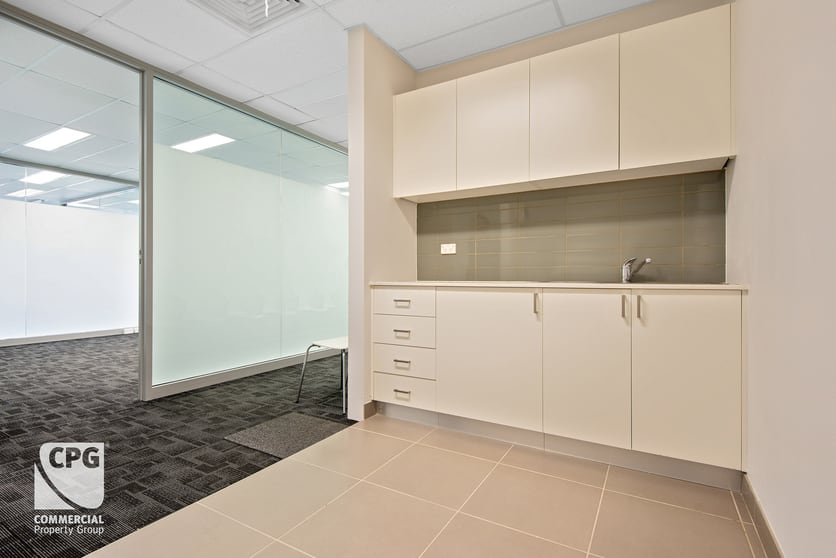 Click to view all images 2.1/93 Mulga Road Oatley NSW 2223 - Image 3