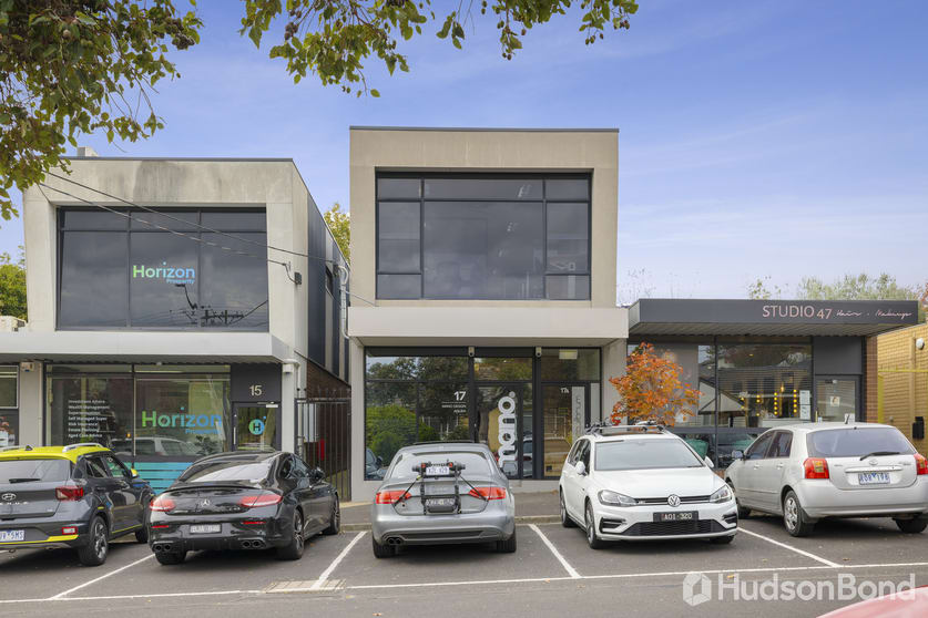 1/17 Diana Drive Blackburn North VIC 3130 - Image 1