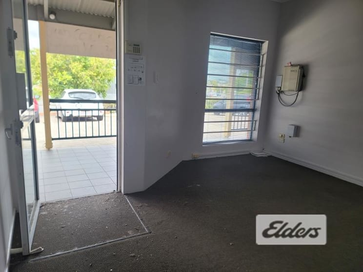 Click to view all images 3/582 Logan Road Greenslopes QLD 4120 - Image 2