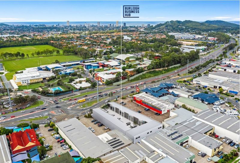 Click to view all images 14/90 Kortum Drive Burleigh Heads QLD 4220 - Image 3