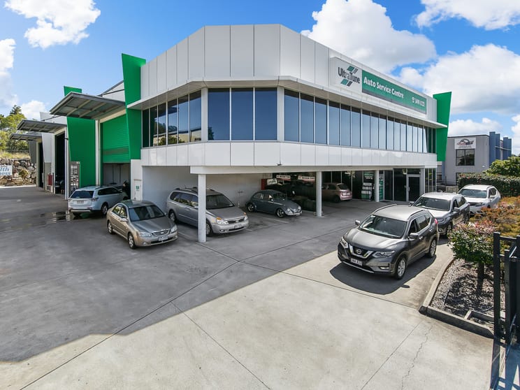 Click to view all images 1/29 Flinders Parade North Lakes QLD 4509 - Image 2