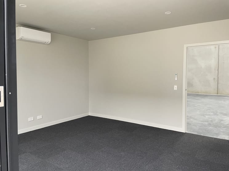 Click to view all images 15 Tech Way Cranbourne VIC 3977 - Image 3