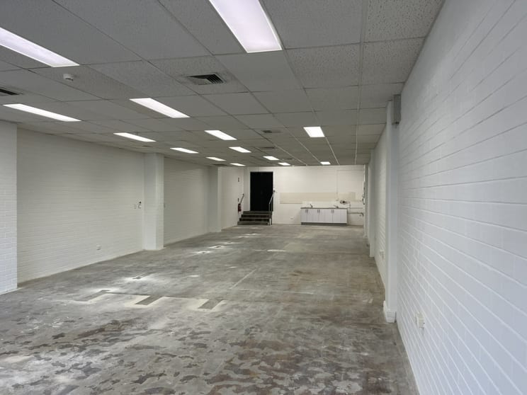 Click to view all images 1/896 Albany Highway East Victoria Park WA 6101 - Image 2