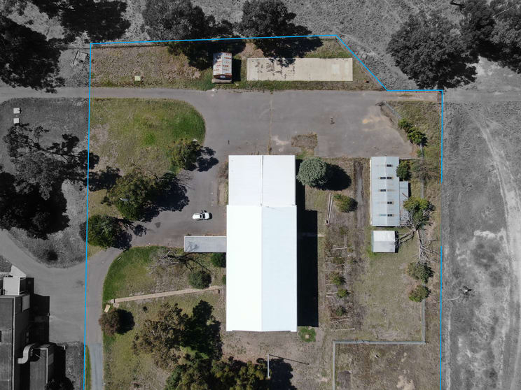 Click to view all images 490 Verney.. Road Shepparton VIC 3630 - Image 2