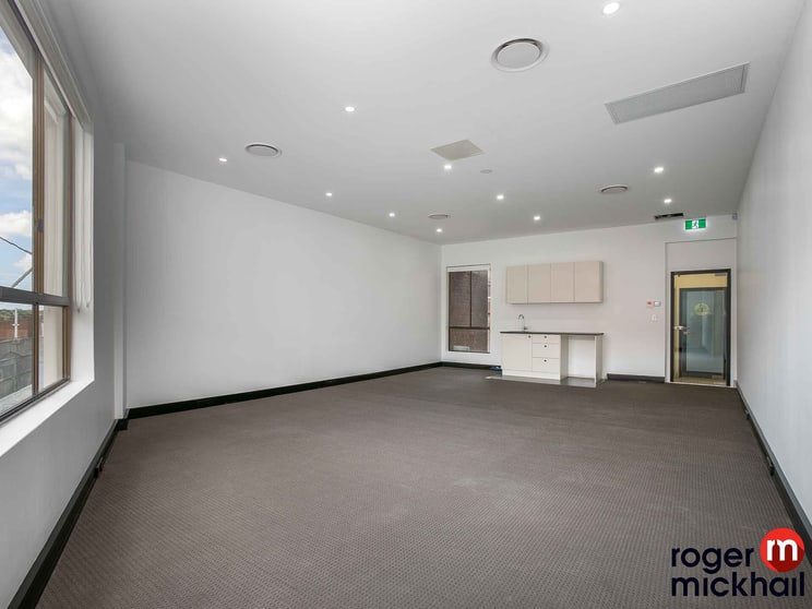 Click to view all images 3/72A Great North Road Five Dock NSW 2046 - Image 2