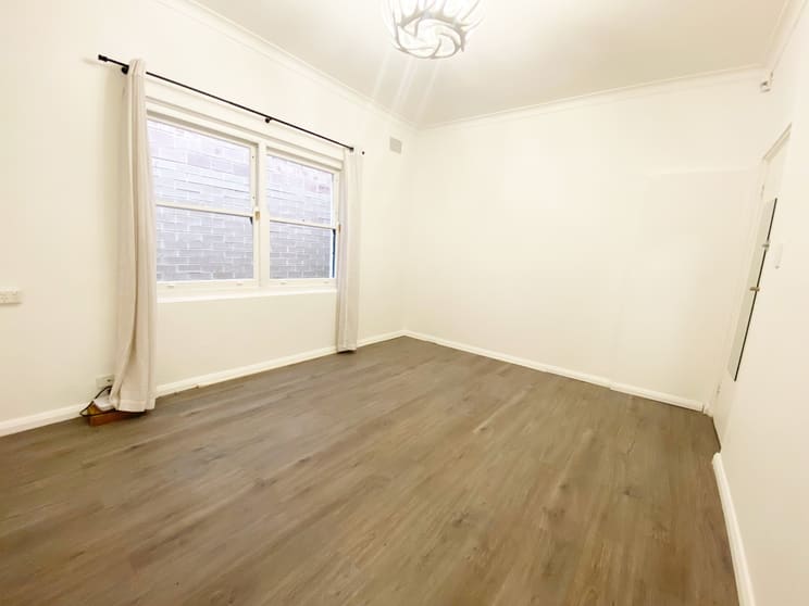Click to view all images 6/8 Fisher Road Dee Why NSW 2099 - Image 3