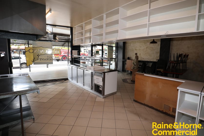 Click to view all images 16-18 Baylis Street Wagga Wagga NSW 2650 - Image 2