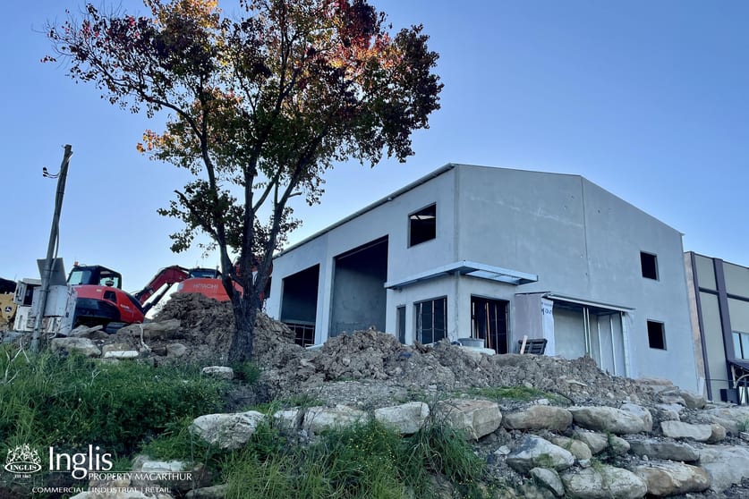 Click to view all images 15/70 Bridge Street Picton NSW 2571 - Image 2