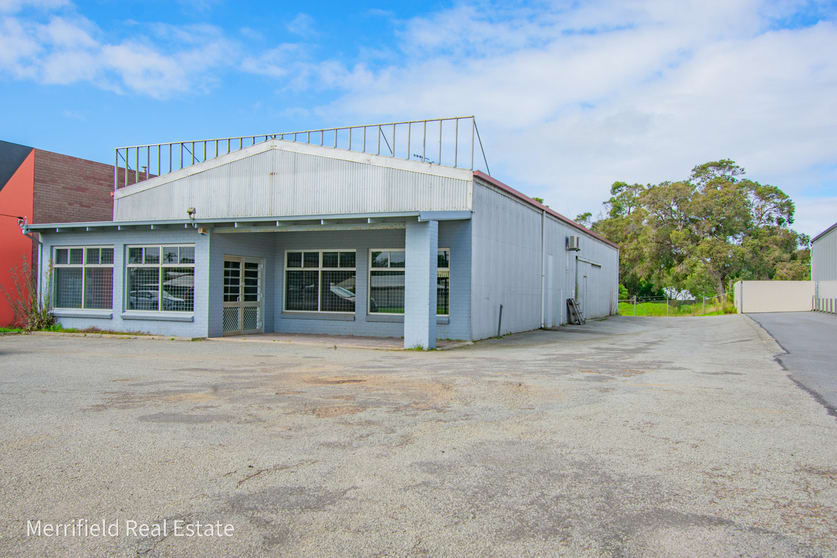 Click to view all images 70 Chester Pass Road Yakamia WA 6330 - Image 1