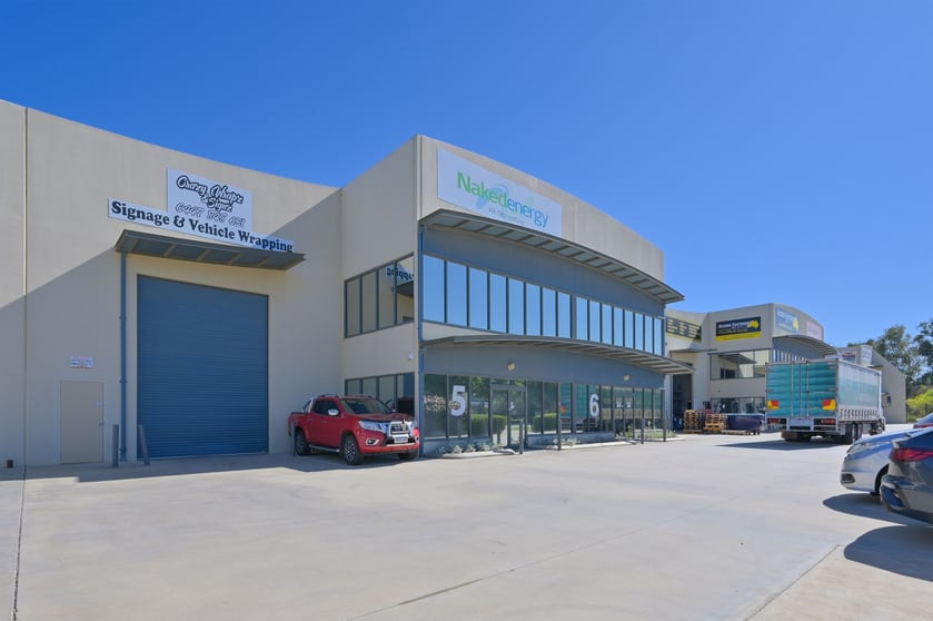 Click to view all images 4/48 Kelvin Maddington WA 6109 - Image 2