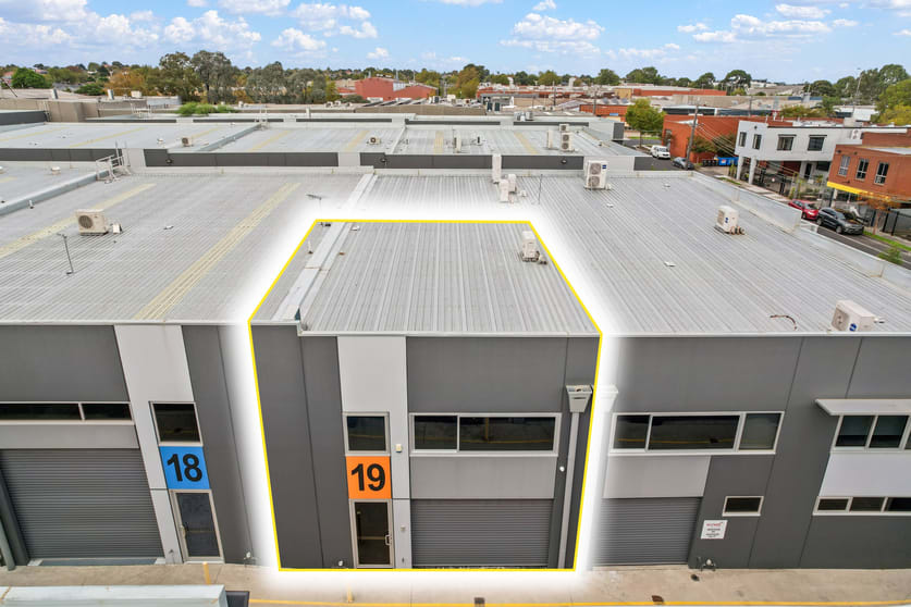 Click to view all images 19/6-14 Wells Road Oakleigh VIC 3166 - Image 2