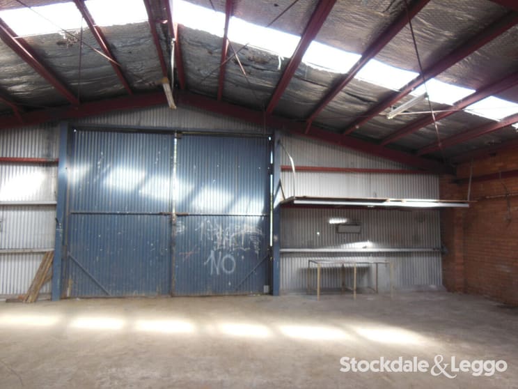 Click to view all images 2/8-12 Webster Street Churchill VIC 3842 - Image 3