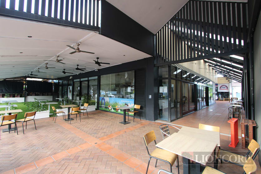 Click to view all images Hamilton QLD 4007 - Image 3