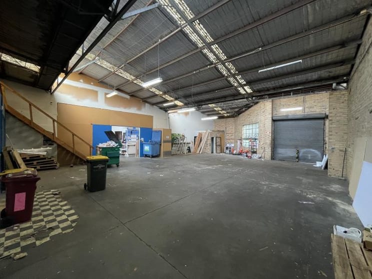 Click to view all images 176 Gladstone Street South Melbourne VIC 3205 - Image 2