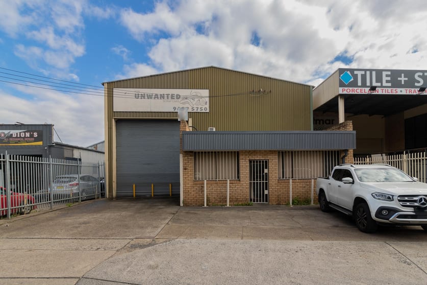 Click to view all images Smithfield NSW 2164 - Image 1